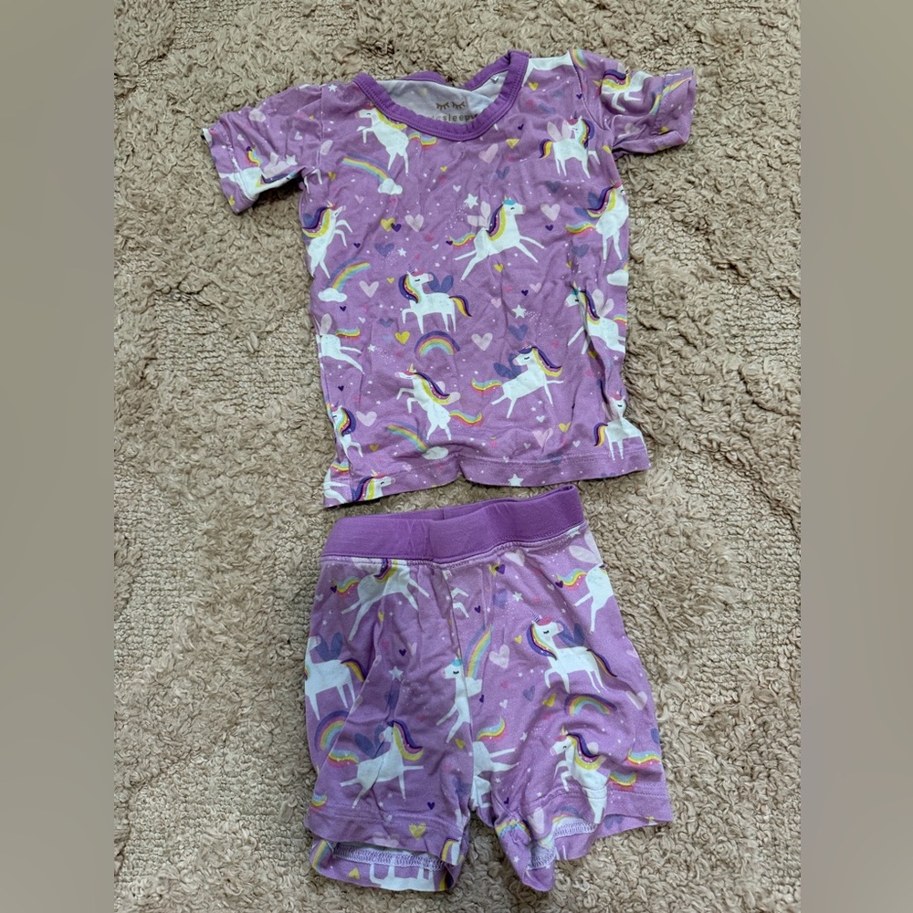 Sienna’s unicorns little sleepies 2 piece set